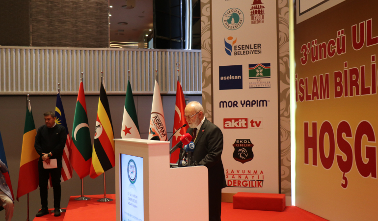 Dar Kafalara Geniş Fikirler Sığar Mı?